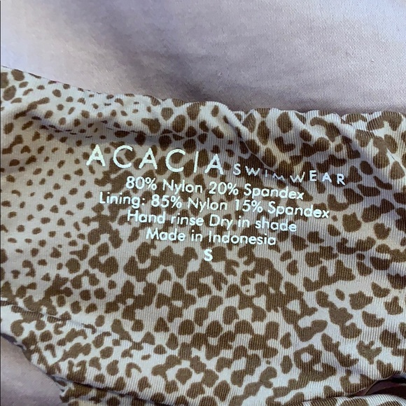 Acacia capsule Aloha Set - Picture 3 of 3